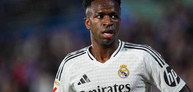 تفاصيل عرض ريال مدريد لتجديد عقد فينيسيوس