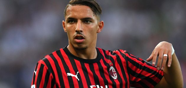 الهلال يفتح باب التفاوض مع ميلان لضم إسماعيل بن ناصر لتعزيز خط الوسط