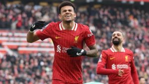 لويس دياز يضغط على ليفربول: عرض تجديد أو الرحيل في صيف 2025